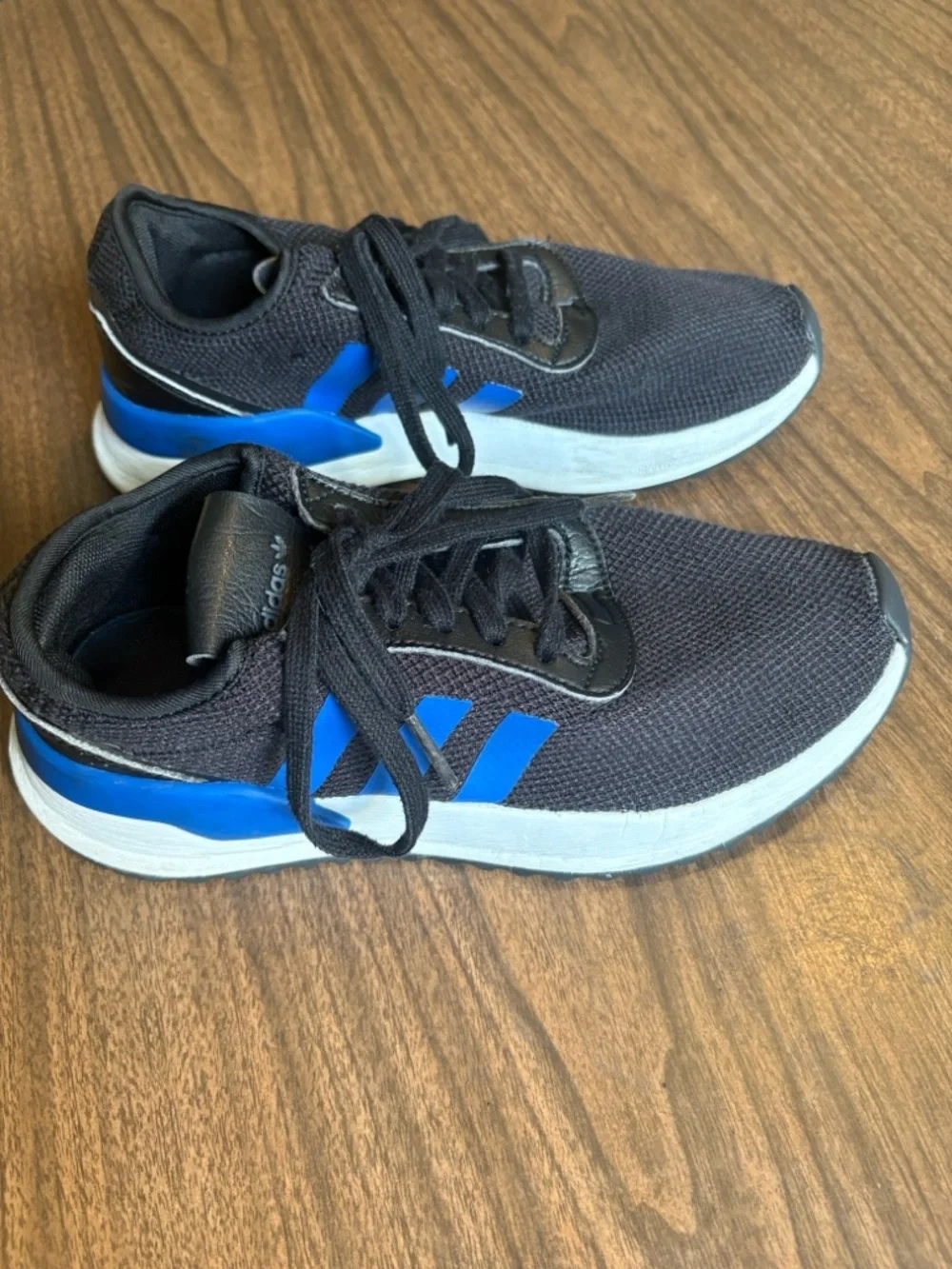 Adidas Size 6 Black Athletic Sneakers with Blue Accents EVM 004001
